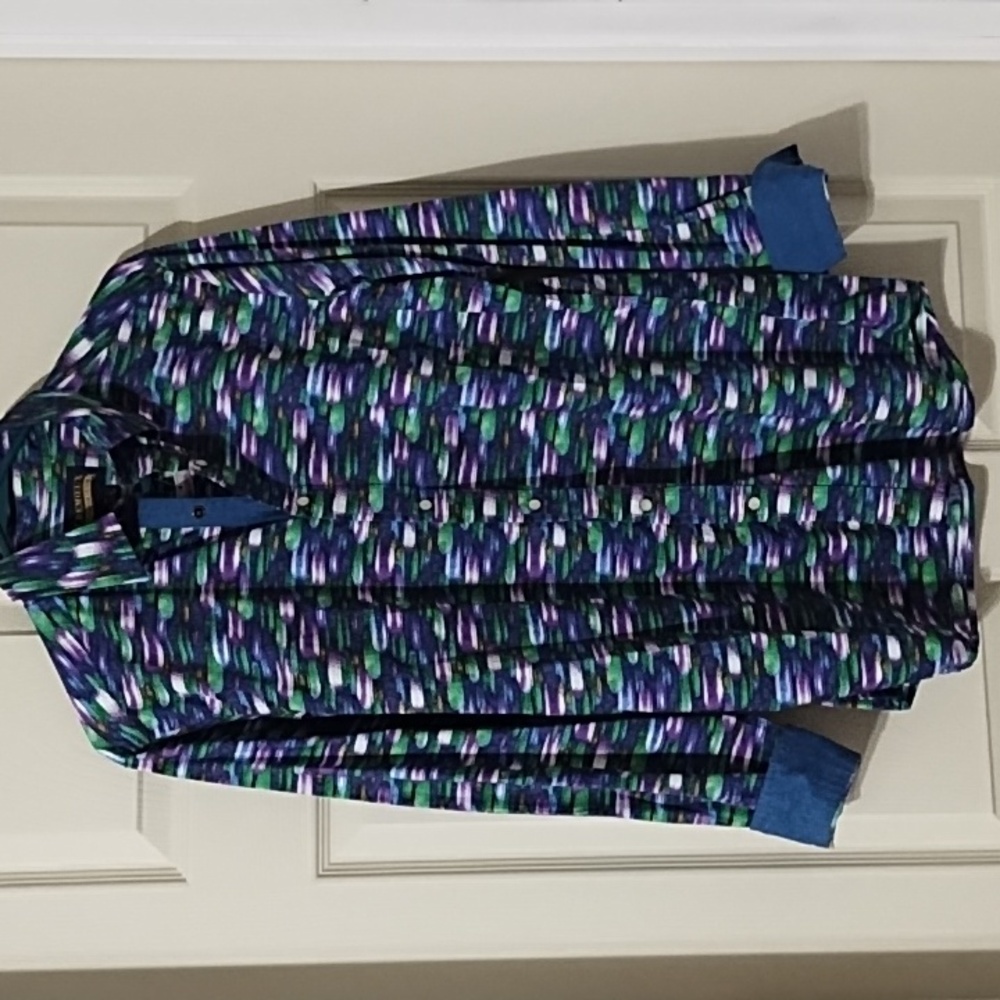 Men's New Daniel Cremieux Size M, snap, long sleeve shirt. NWT